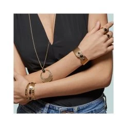 Bague Gravée Et Pierre Ronde (agate Noire) 8 Bague Gravée Et Pierre Ronde (agate Noire) -Jollia Soldes Magasin bague pierre noir dore 2