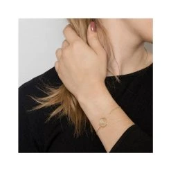 Bracelet Cercle Martelé Et Pierre De Lune (plaqué Or) -Jollia Soldes Magasin by jollia bracelet pierre goutte blanc