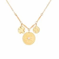 Collier Médaille Et Breloques (nacre)