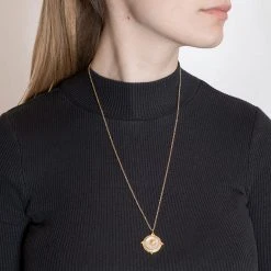 Collier Long Médaille Soleil (nacre) -Jollia Soldes Magasin collier medaille nacre 1