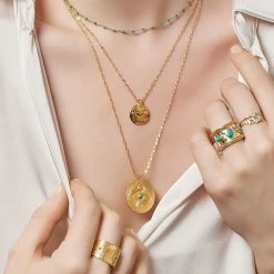 Collier Perles Fines Turquoise (doré) -Jollia Soldes Magasin collier medaille zircon blanc 1