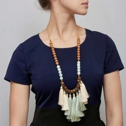 Sautoir Gros Pompon Et Perles -Jollia Soldes Magasin sautoir pompon vert turquoise nakamol 2